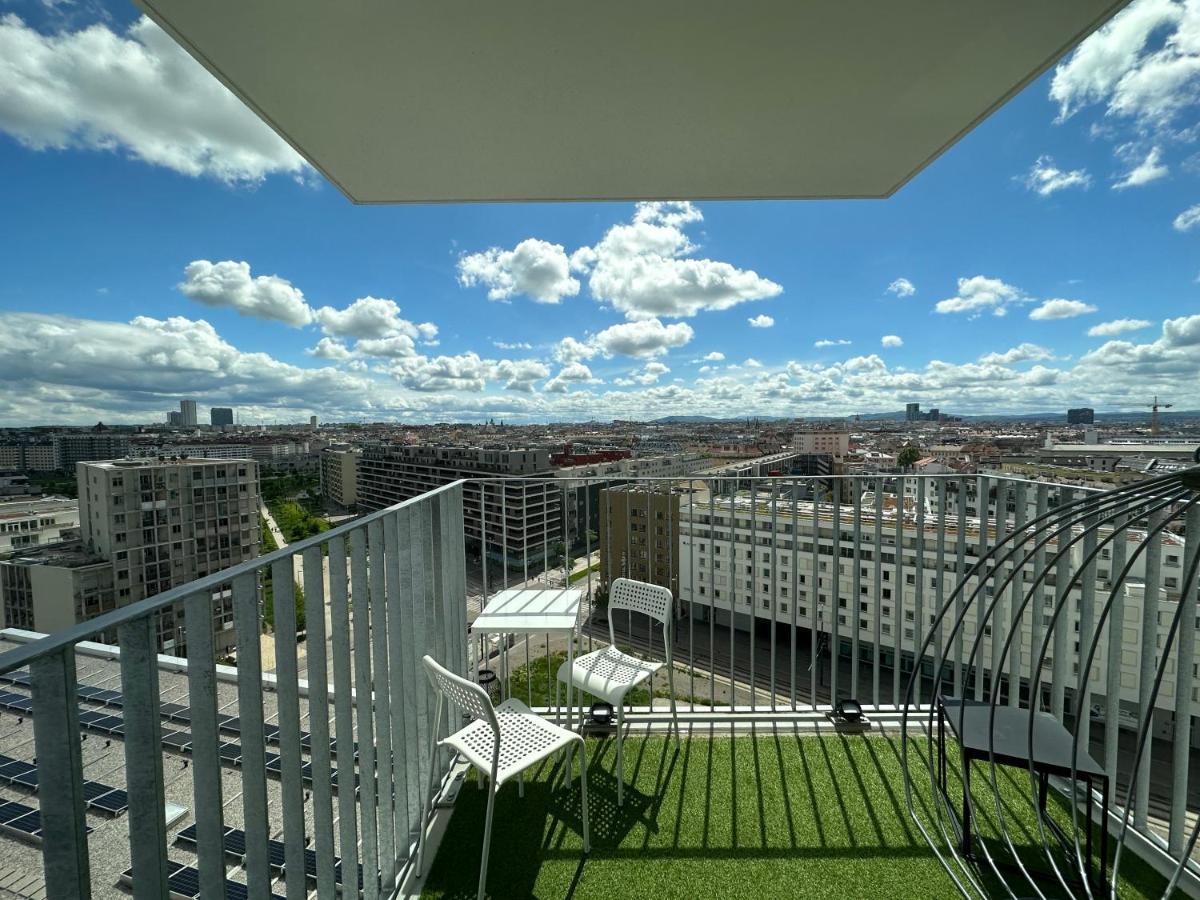 Diamond Apartments - „The View“ Wina Bagian luar foto